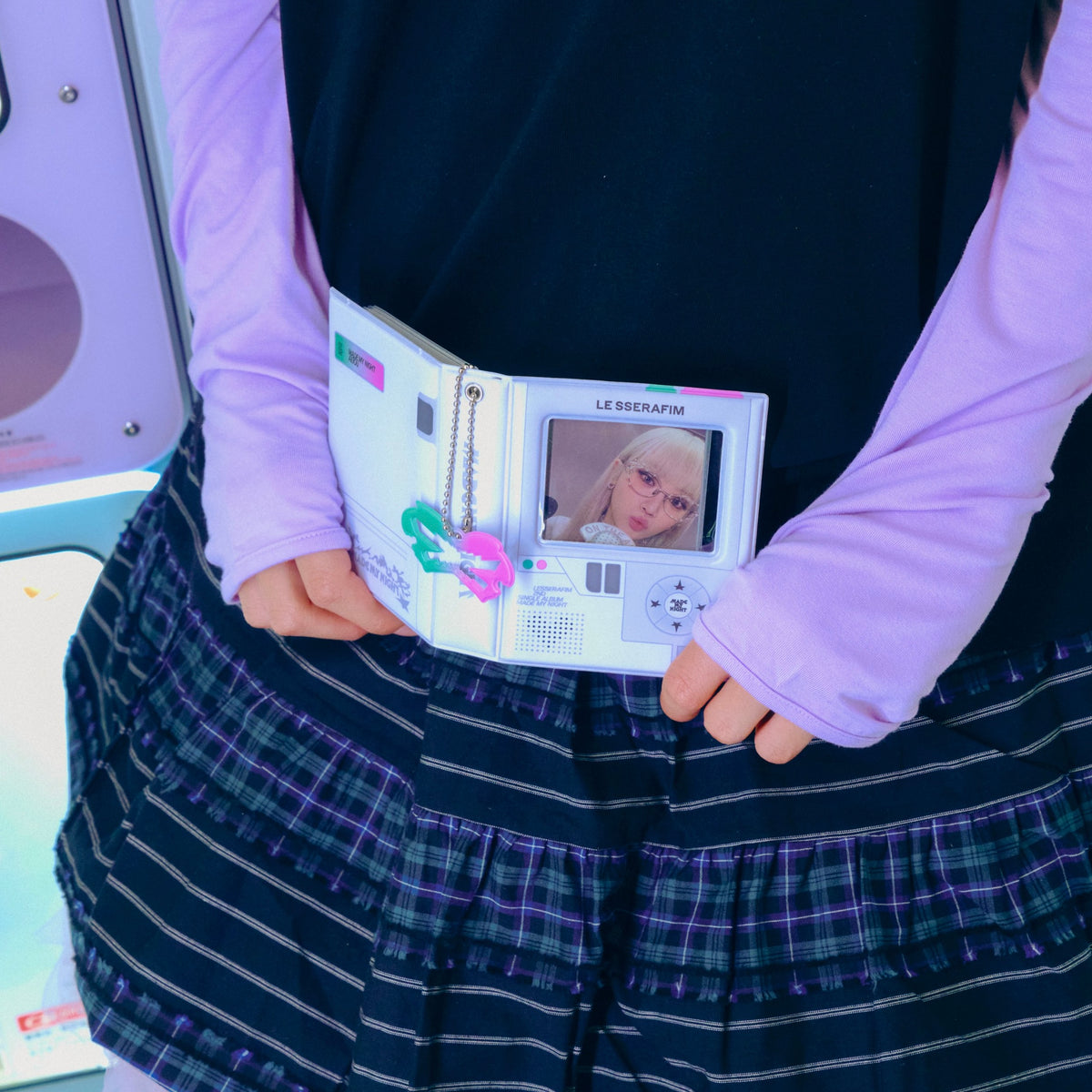 (PRE-ORDER) LE SSERAFIM 2026 F/W POP UP - PHOTOCARD BINDER