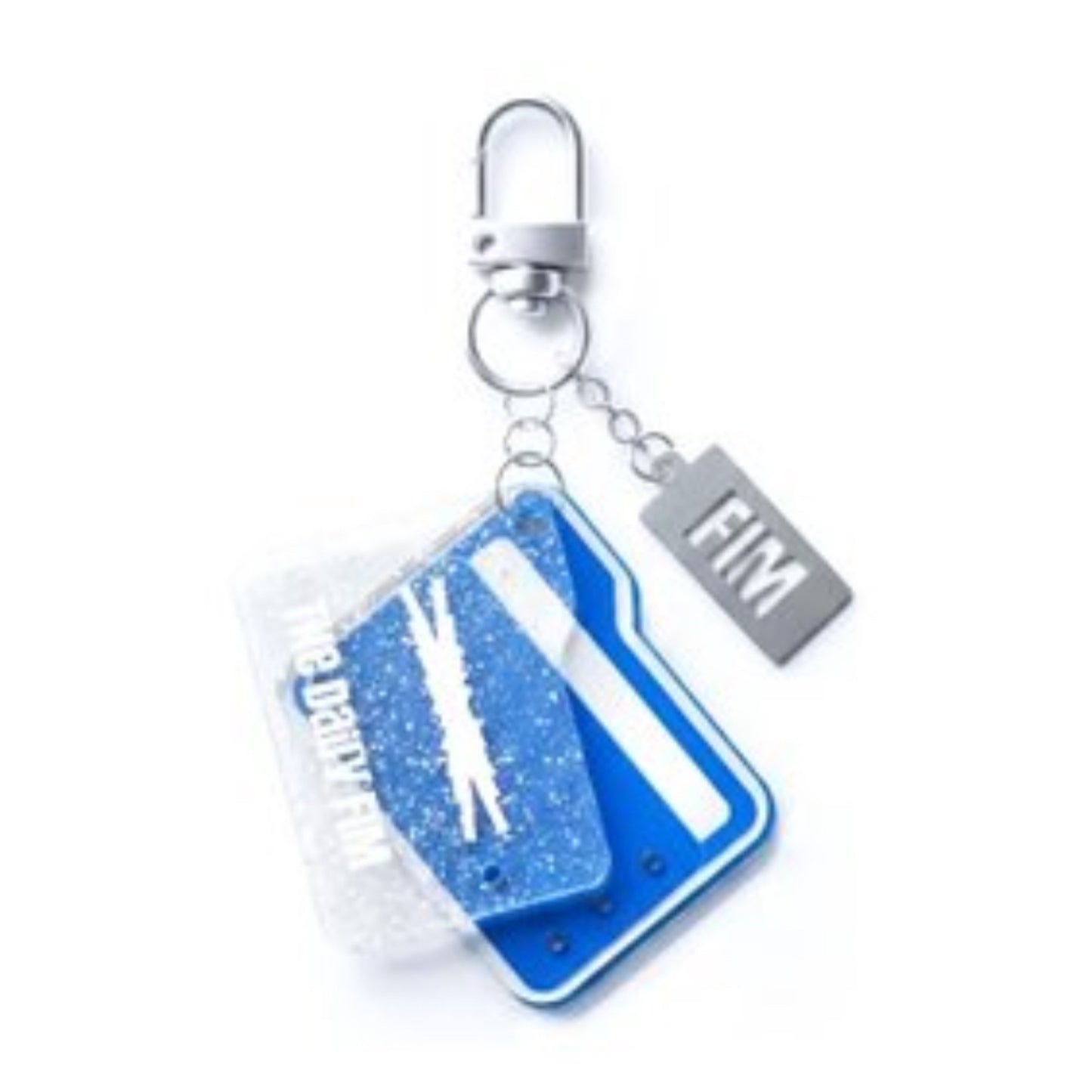 (PRE-ORDER) LE SSERAFIM 2026 SEASON’S GREETINGS POP-UP - DIGITAL CODE CHARM