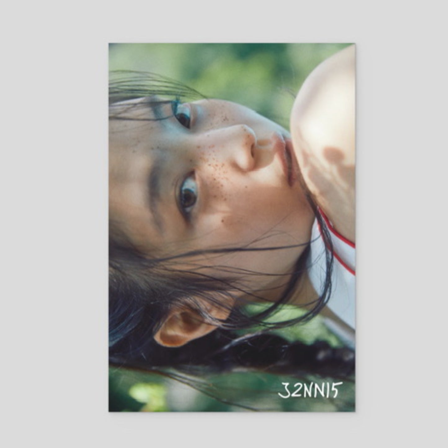 (PRE-ORDER) JENNIE Photo Exhibition <J2NNI5> OFFICIAL MD - POSTCARD (RANDOM)