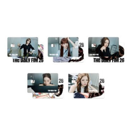 (PRE-ORDER) LE SSERAFIM 2026 SEASON’S GREETINGS POP-UP - CARD COVER STICKER