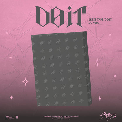 (PRE-ORDER) Stray Kids – SKZ IT TAPE ‘DO IT’ (DO Ver. / IT Ver.)