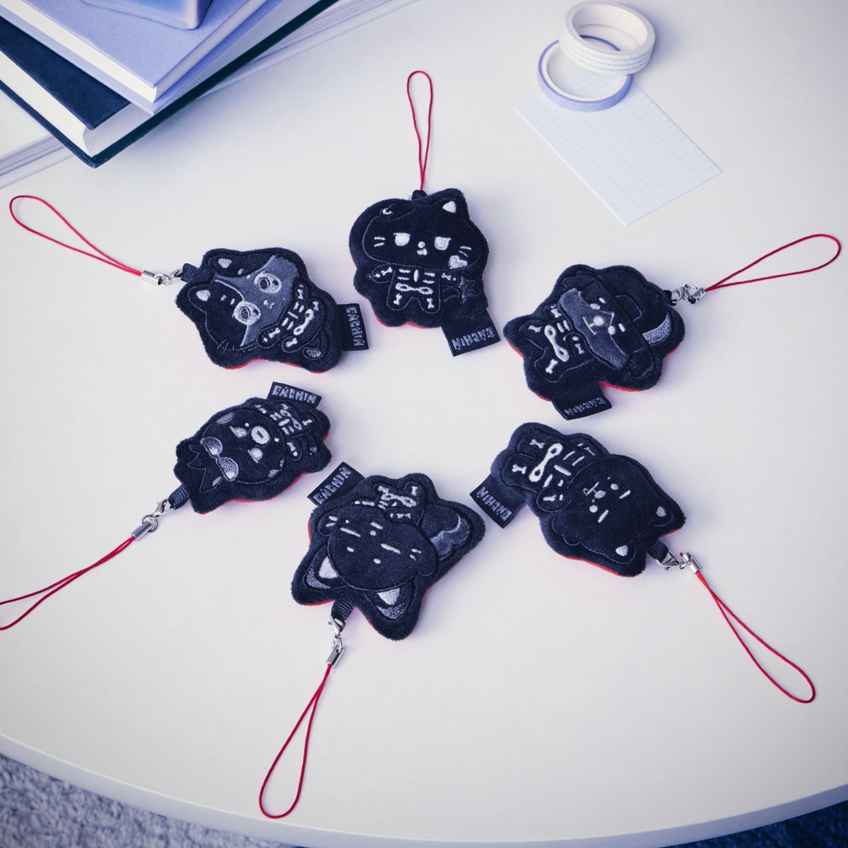 (PRE-ORDER) ENHYPEN 'SPOOKY ENCHIN' POP-UP - CLEANER STRAP