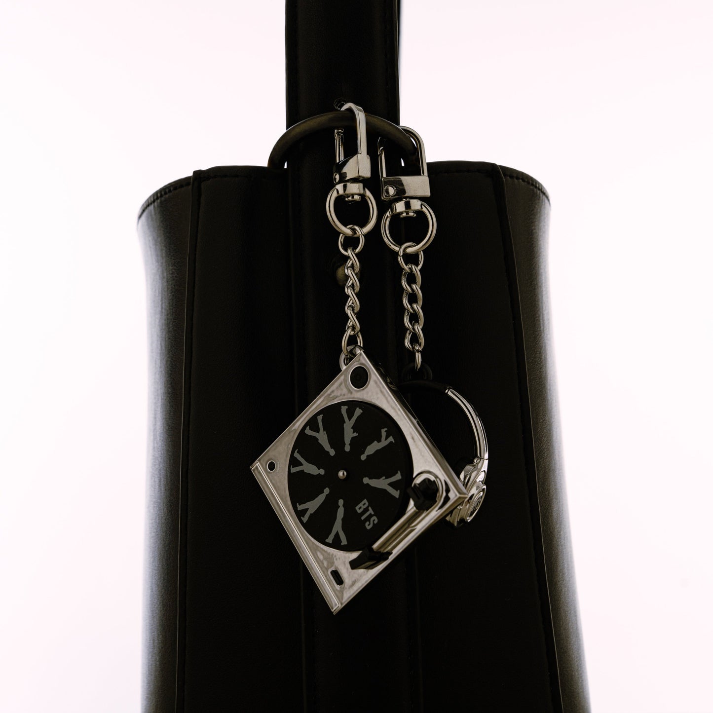 (PRE-ORDER) BTS 'ARIRANG' TOUR MERCH - MUSIC KEYRING