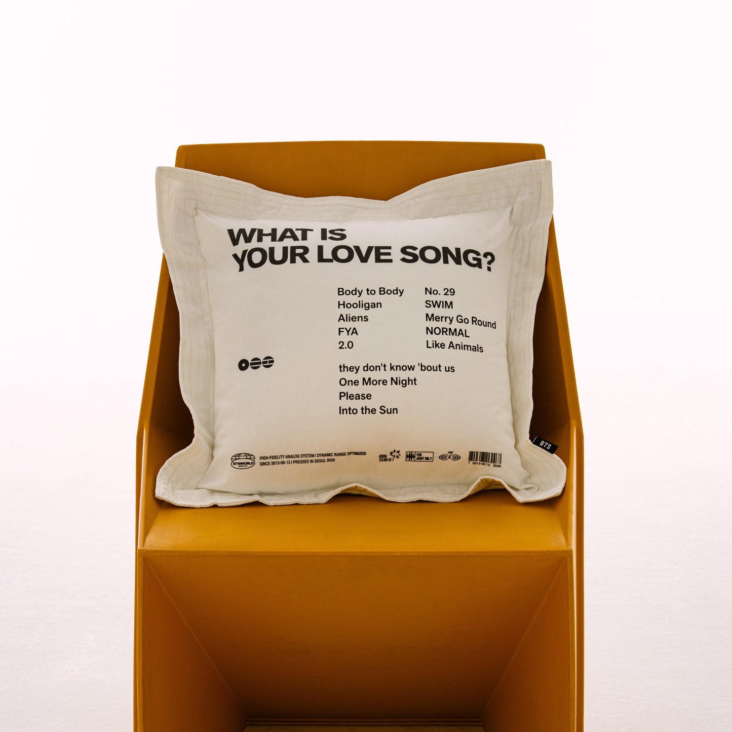 (PRE-ORDER) BTS 'ARIRANG' TOUR MERCH - CUSHION