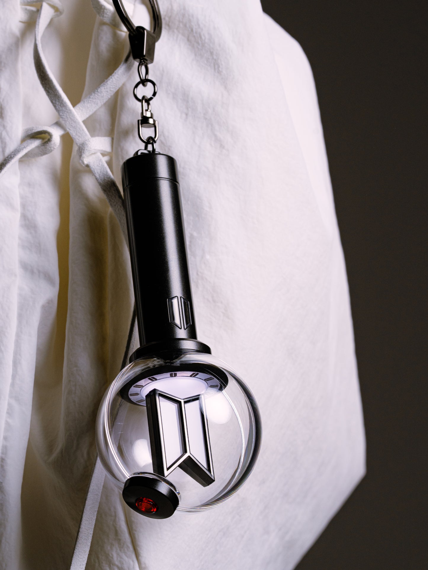 (PRE-ORDER) BTS OFFICIAL LIGHTSTICK KEYRING VER.4