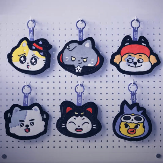 (PRE-ORDER) ENHYPEN 'SPOOKY ENCHIN' POP-UP - PLUSH POUCH KEYRING
