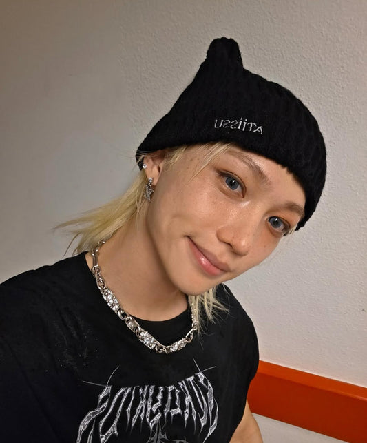 ATIISSU - Dobermann Beanie - Felix