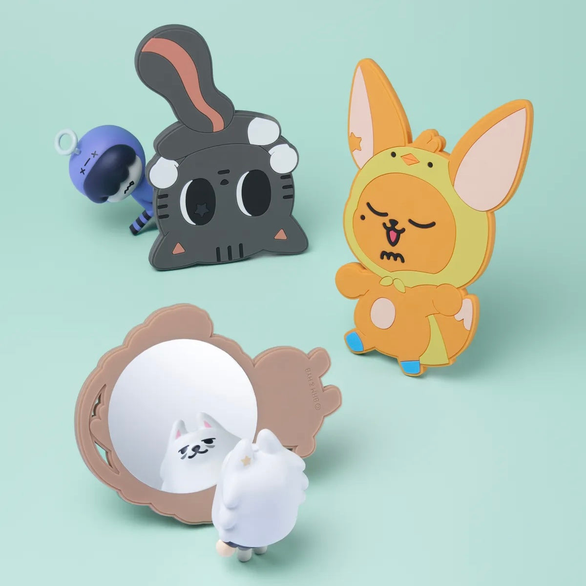 (Pre-Order) TXT PPULBATU x WHIZZY - FRIENDS HAND MIRROR