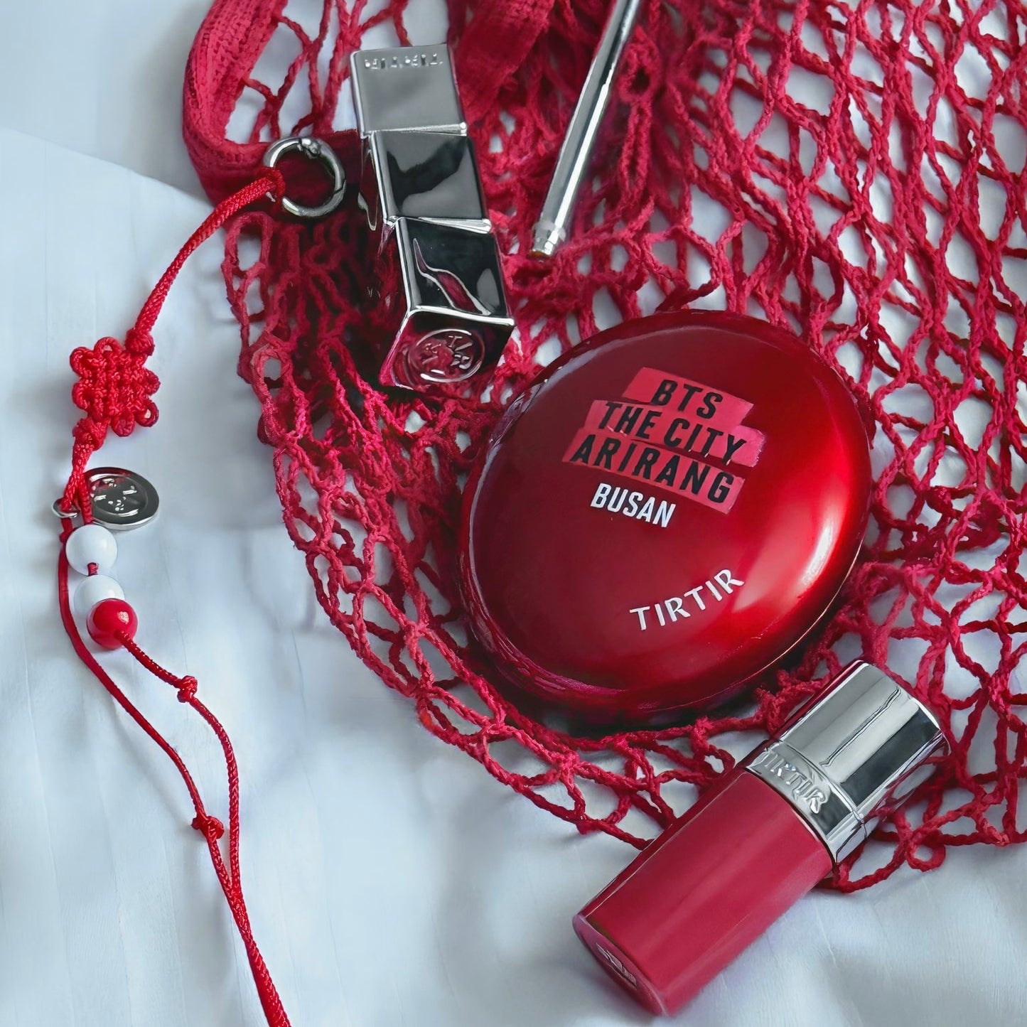 (PRE-ORDER) TIRTIR BTS THE CITY BUSAN ICONIC RED DUO - RED CUSHION