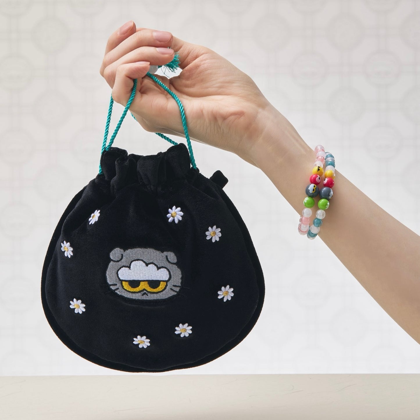 (PRE-ORDER) ZO&FRIENDS K-EDITION - POUCH
