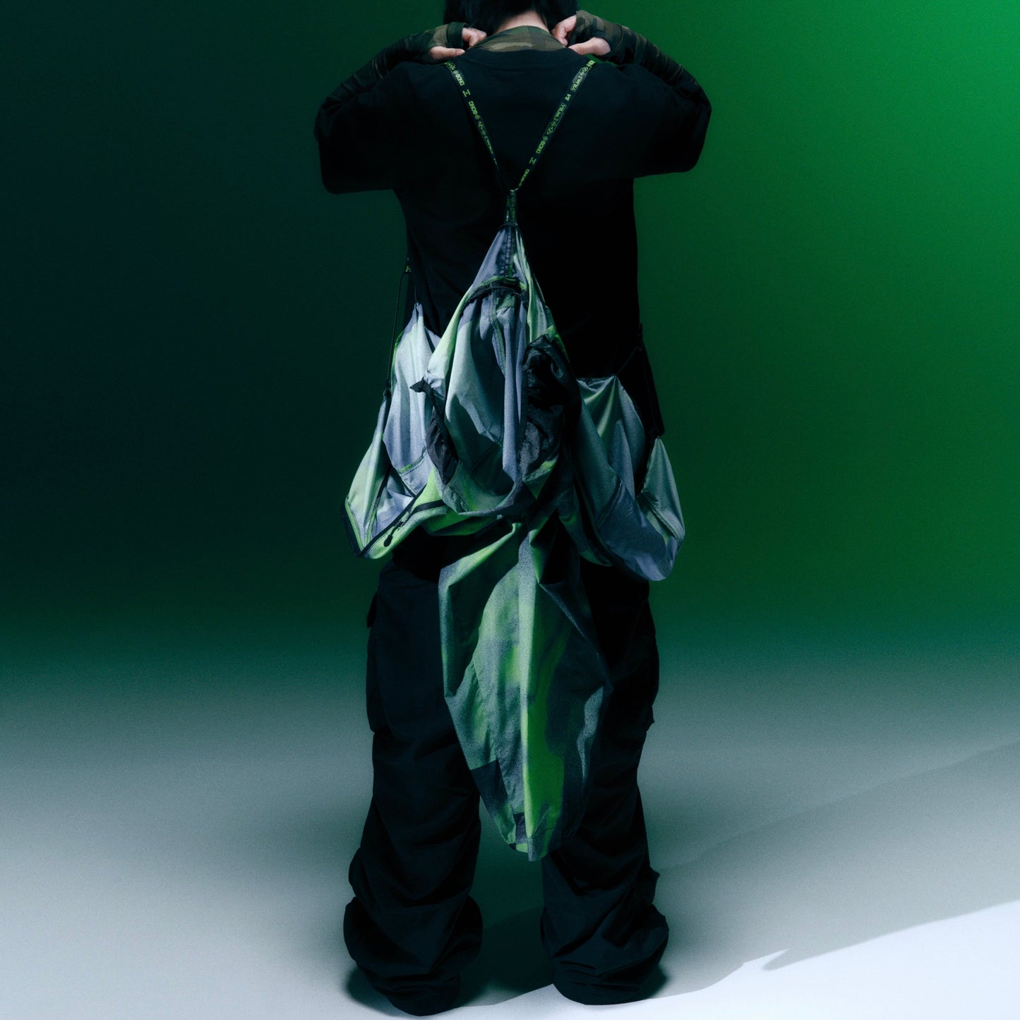 (PRE-ORDER) VERNON THE8 [V8] POP-UP - WIND JACKET