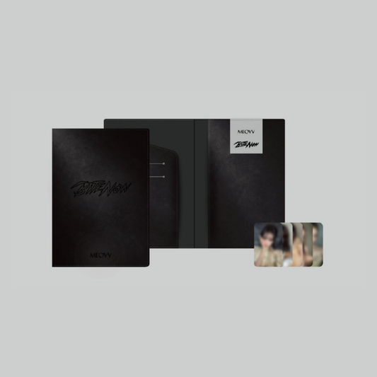 (PRE-ORDER) MEOVV [BITE NOW] POP-UP - PASSPORT CASE