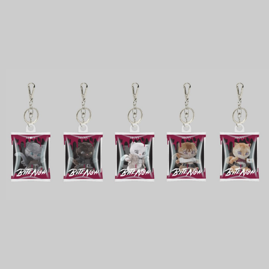 (PRE-ORDER) MEOVV [BITE NOW] POP-UP - HOLOGRAM RANDOM KEYCHAIN