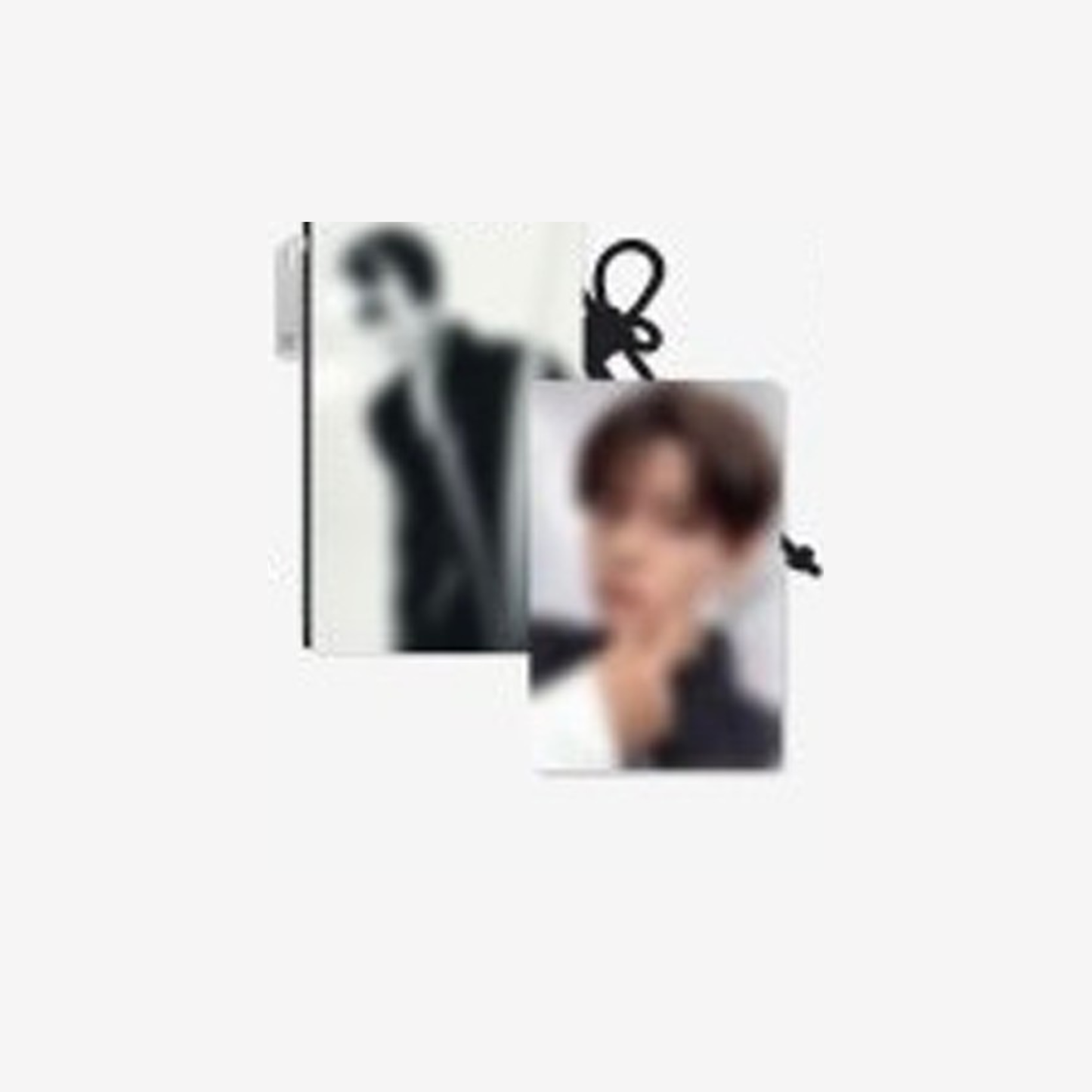 (PRE-ORDER) Stray Kids 'RUN IT SEOUL' - CARD HOLDER KEYRING