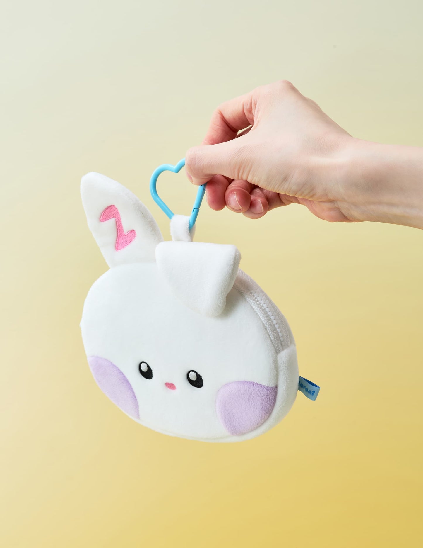 [PRE-ORDER] ZERONI X Line Friends Photo Holder Pouch - ZEROBASEONE